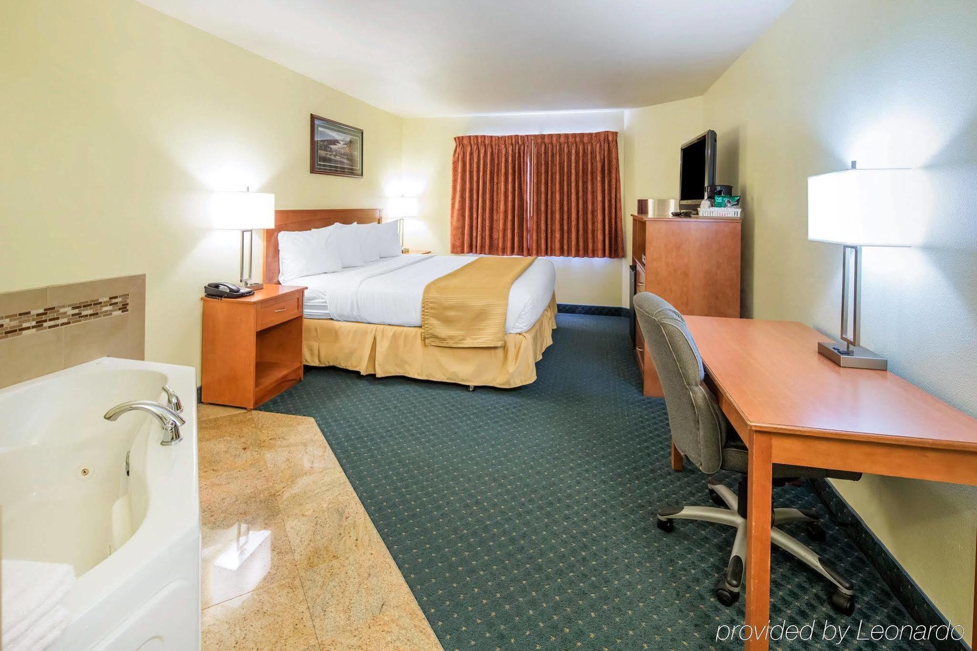 Quality Inn Кенай Екстериор снимка